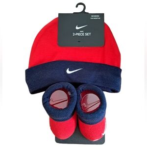Nike Baby Gift Set Red White Blue Hat Booties   NWT Red Navy 0-6M